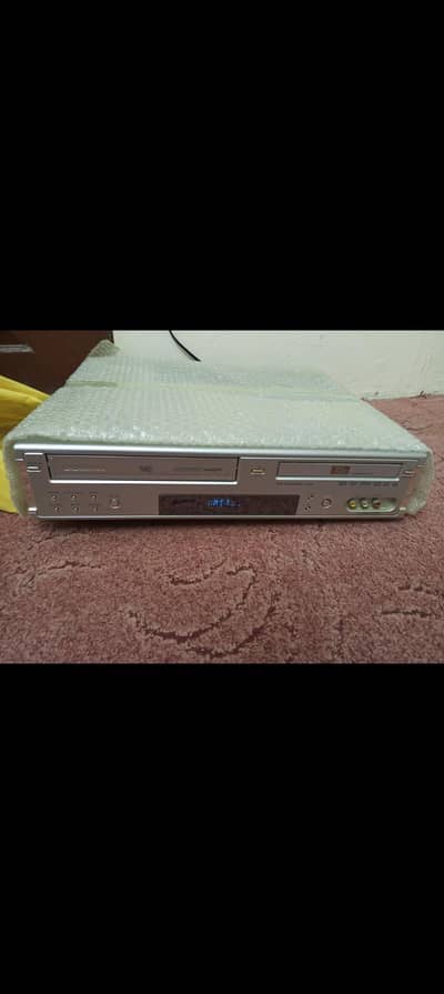 VCR to DVD converter in good condition