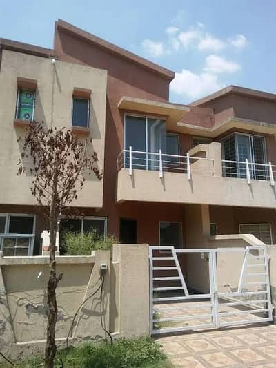 5.25 Marla House Facing Park Is Available In Eden Garden With Reasonable Price.