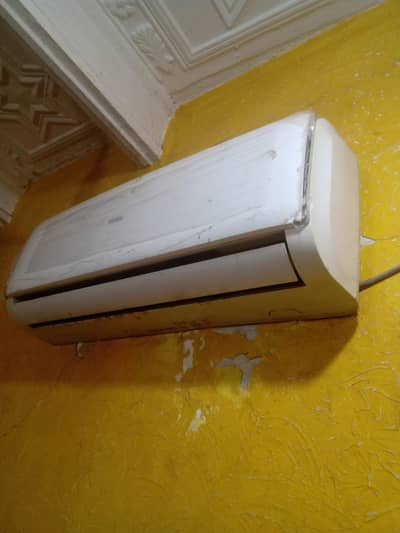 Haier ac 1 sizen use he inverter nhi he sada he