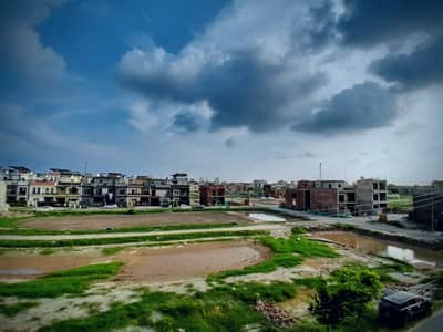 Prime Location 5 Marla Residential Plot Is Available In Park View City - Overseas Block For Sale