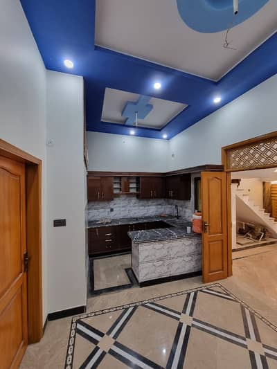 Model Colony - Malir House Sized 120 Square Yards