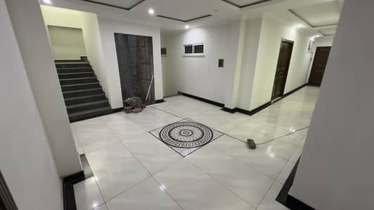 OFFIEC FOR RENT IN LAWRNC ROAD