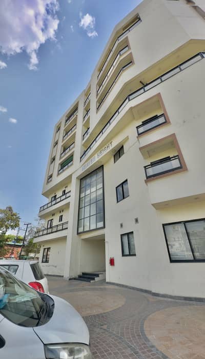 3 BEDS LUXURY APARTMENT FOR SALE