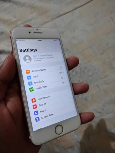 Iphone 6s 64 GB good condition Rose Gold colour