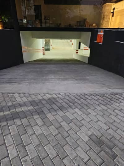 Brand New Building Office Available For Rent At MM Alam Raod Gulberg Lahore