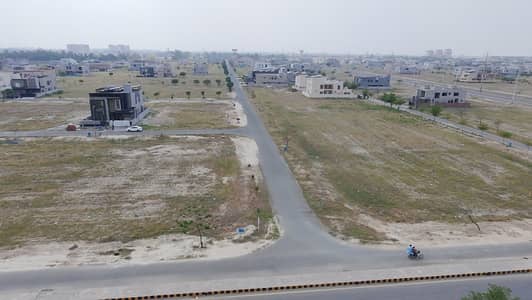 1 Kanal Highted Street Solid Land