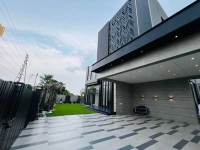 Facing Park Kanal House Rent In DHA Phase 4-AA-Lahore