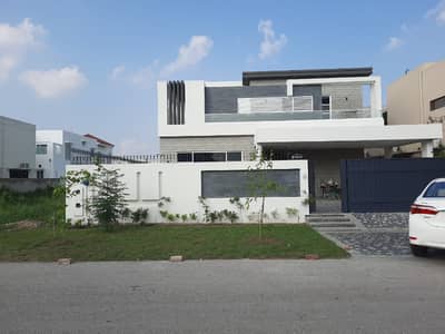 Kanal Bungalow On Luxury Place For Rent In DHA Phase 5-L