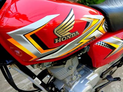 Honda 125 Model 2025 Red Fabulous Lush Condition Genuine For sale