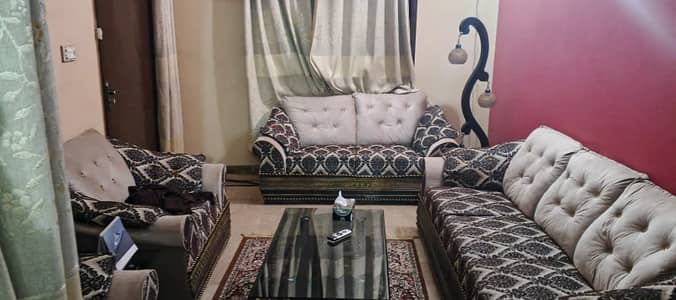 2 floors 120sqyards corner rent each floor 2bed dd near khatm e nabuwat chowk metroville 3rd block 1