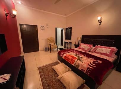 1 KANAL FURNISHED UPER PORTION FOR RENT