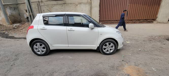 suzuki swift dlx