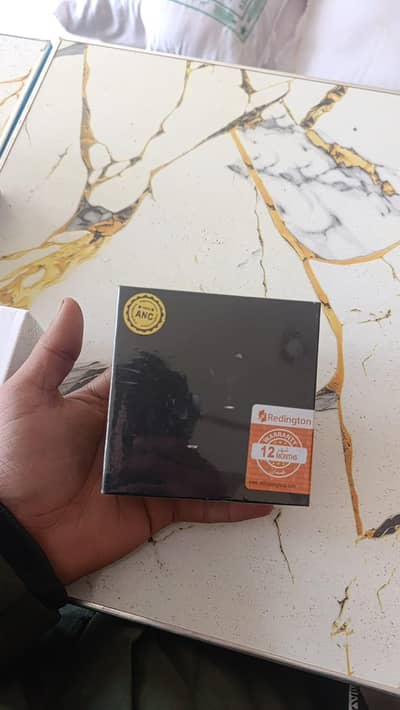 Redington earbuds super bass and crisp sound