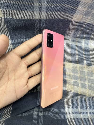 Samsung A51