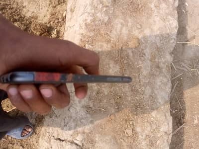 iPhone 11 water pack 64 gb 81% battery health 0 3 2 9 3 6 1 4 7 1 4