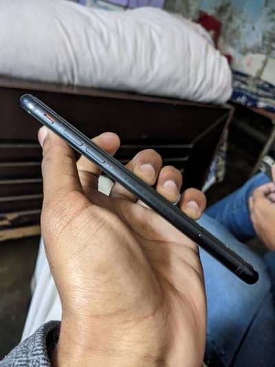 iphone se 2020 waterpack used like new not pta