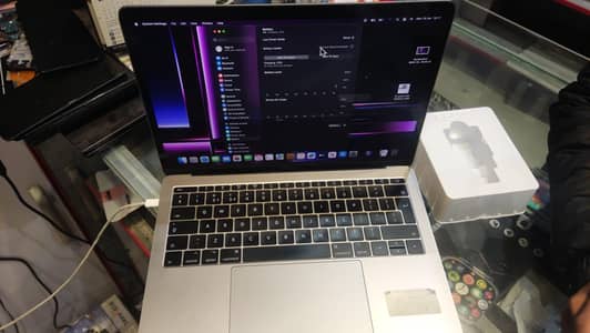 mac book pro 2017 model