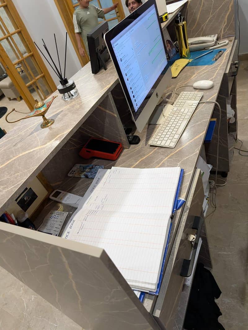Reception Table/ counter 7