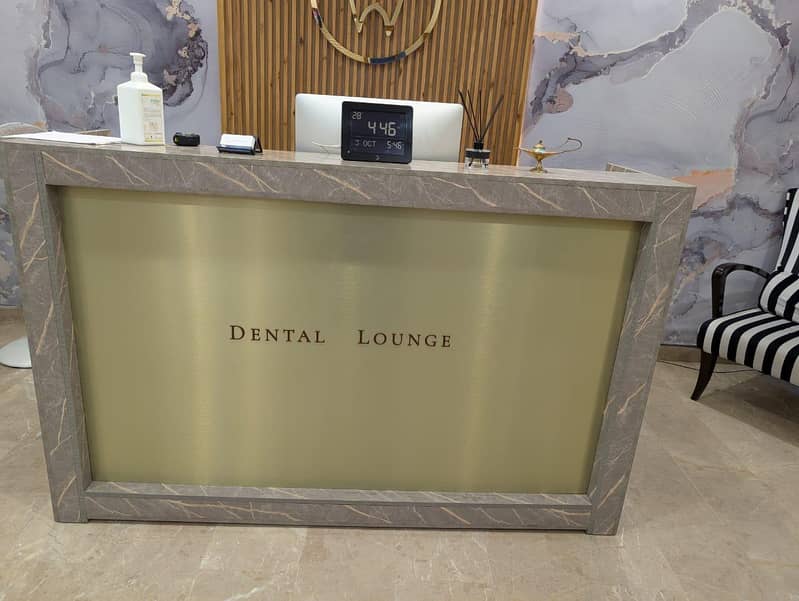 Reception Table/ counter 9