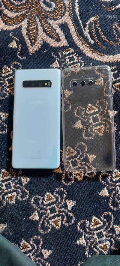 Galaxy S10 dual sim all sim chal rahi hn 6/128 only mobile need cash