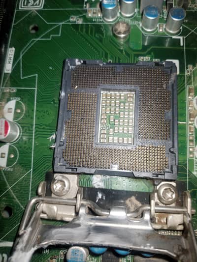 intel motherboard 4 ram slot pin break