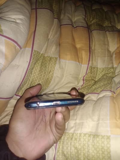 Tecno camon 15