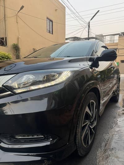 Honda Vezel Rs Turbo 2016 Model 21 Import totally genuine