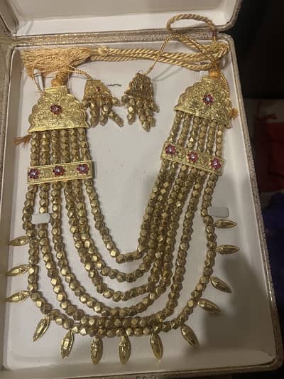5 tola katmala gold set