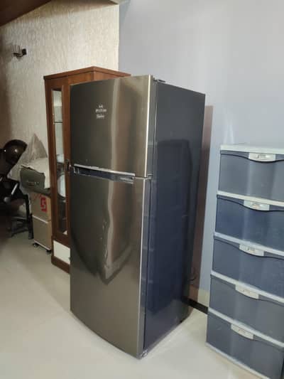 Dawlance Signature Inverter Refrigerator | Energy Saving | Like New