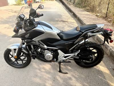 Honda NC 700 2014 Excellent Condition touring heavy bike