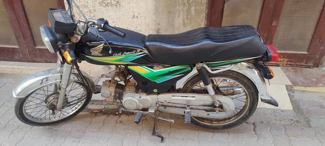 Honda CD 70 2013 model  only for sialkot