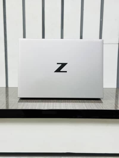 Hp Zbook Firefly 16 G9 | I7 12 Gen | 16 Gb | 512 Gb Nvme 04 GB Gpu
