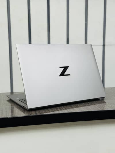 Hp Zbook Firefly 16 G9 | I7 12 Gen | 16 Gb | 512 Gb Nvme 04 GB Gpu