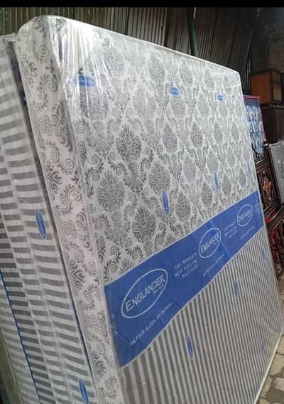 Double Matress With 2 Pillows Grand Sale