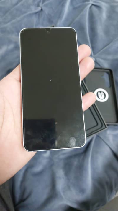 Samsung galaxy s25 12 GB ram 256 gb memory