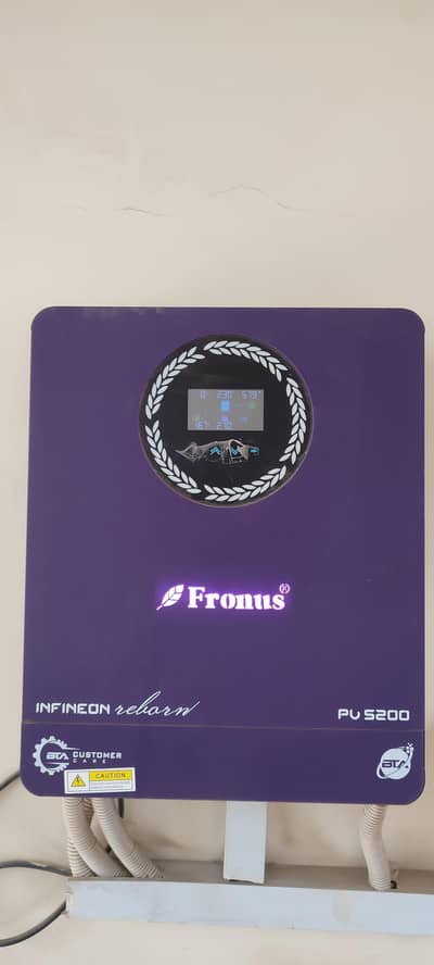 Fronus PV 5200 & Fronus 2 220 Ah tabular battery