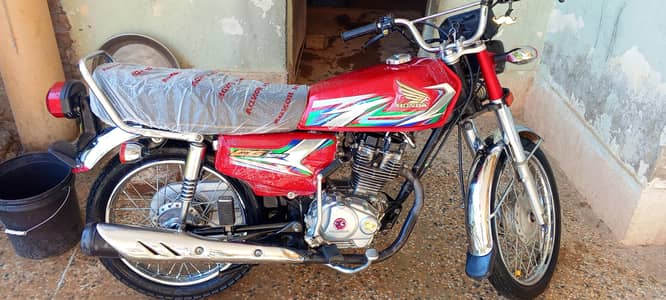 Honda 125 modal. . 2023 number kohat all documents clear by hand garanty