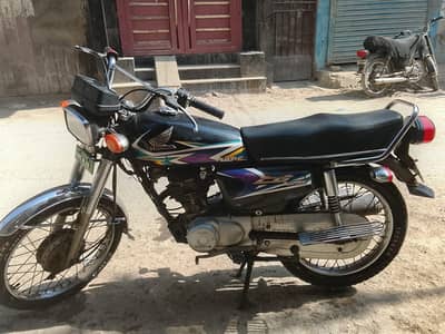 Honda cg 125 2020 model