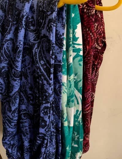 All brands dresses , jewllery, purses, are for sale