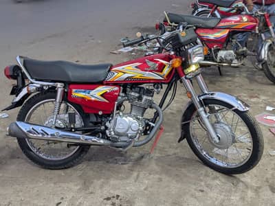 Honda CG 125 2025