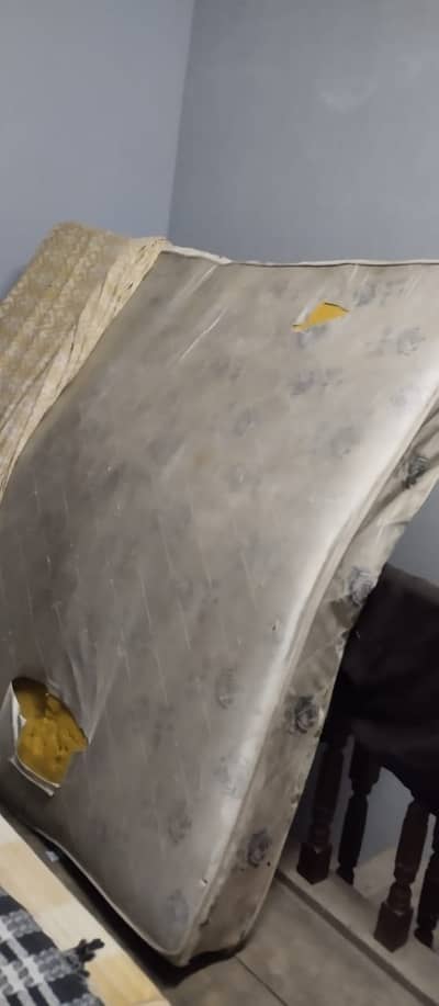 Master mattress with cover_03334528427