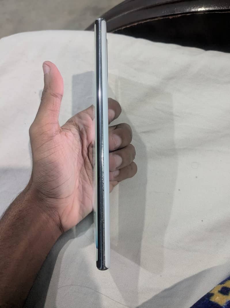 Note 10 plus 2