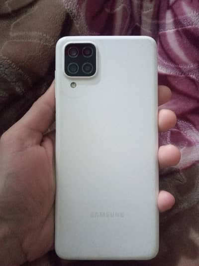 Samsung galaxy a12