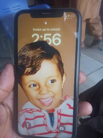 iPhone 11 10/10 condition  64GB