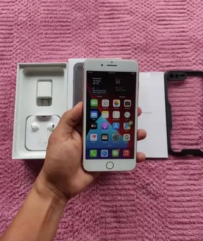 iPhone 7 plus ram 128 GB PTA approved my WhatsApp number 0340=1247=576