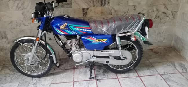 Honda CG125 2026 Model Blue