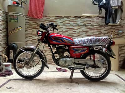 United 125cc 2022