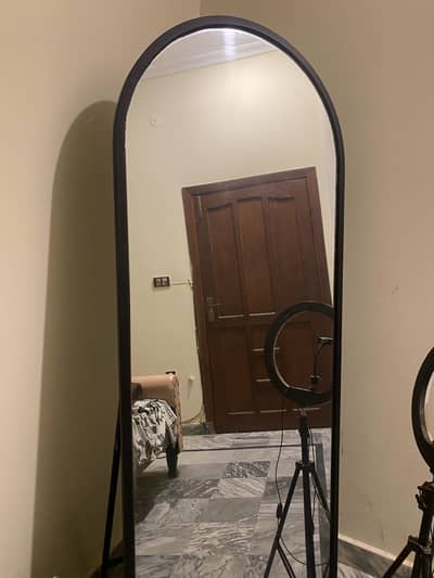 Brand new Mirror Around 6ft