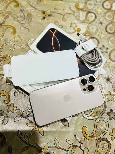 Iphone 16 Pro Max 256gb Desert Titanium Colour 10/10 Condition