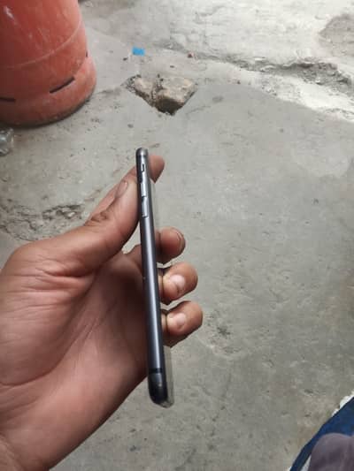 I phone 8 03355470419 call WhatsApp